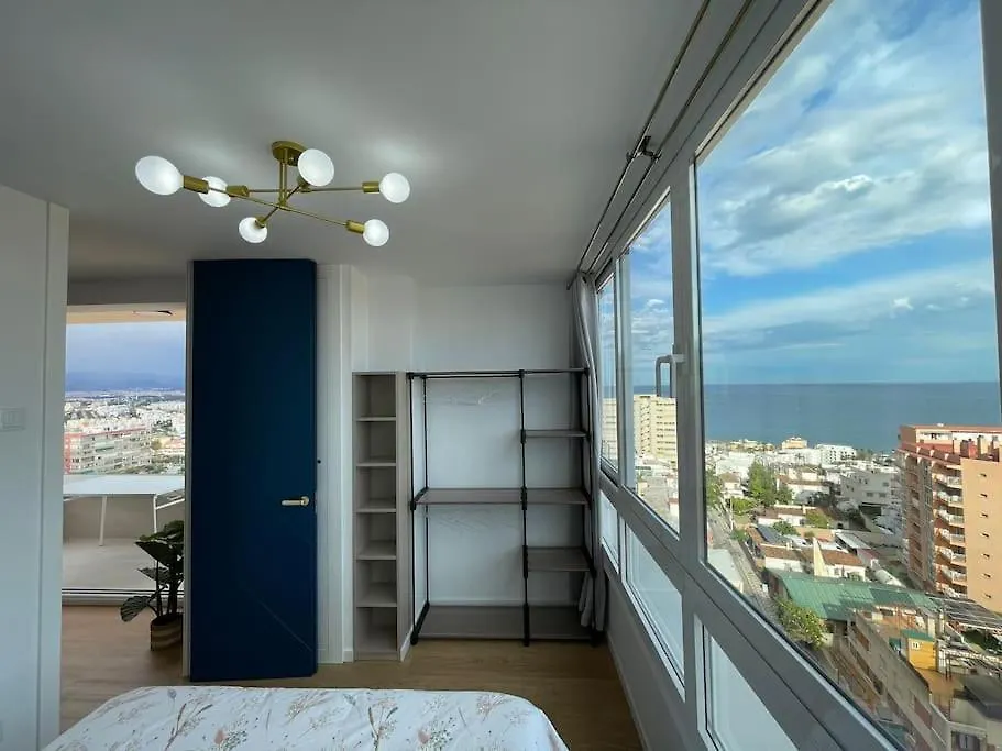 דירה Glamour Suite Con Vistas Panoramicas Mar Y Montana טורמולינוס ספרד