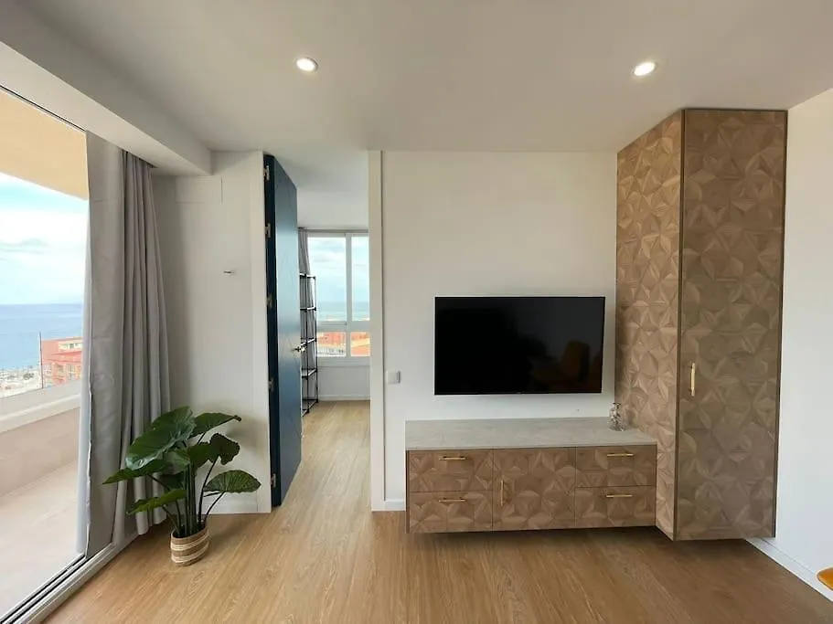 Glamour Suite Con Vistas Panoramicas Mar Y Montana טורמולינוס דירה